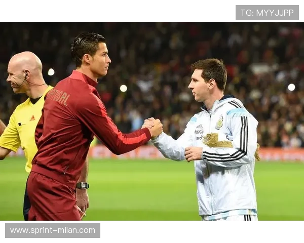 足球巨星插图集:从梅西到C罗领衔的经典瞬间与球场英勇表现 足球巨星插图集:从梅西到C罗领衔的经典瞬间与球场英勇表现